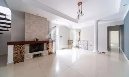 Casa com 3 quartos para alugar na Rua Carneiro Leão, 18, Vila Scarpelli, Santo André por R$ 4.150