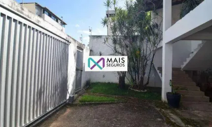 Casa espaçosa e bem localizada com Quintal, 3 Dormitórios e 2 Vagas – 360 m² por R$ 549.000! Chanadour. Oportunidade única!