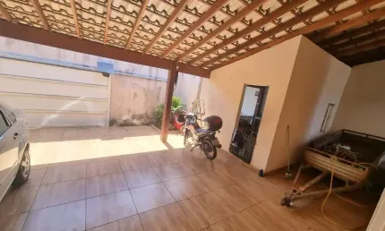 Excelente casa ,muito espaçosa, em ótima localização