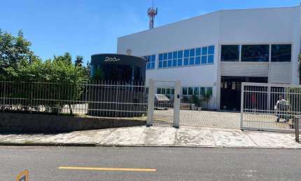 Galpão Comercial/Industrial para Locação em Cezar de Souza Mogi das Cruzes - SP