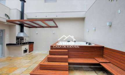 Vende ou aluga cobertura duplex com pé direito duplo, espaço gourmet com solarium e jacuzzi no Panamby.