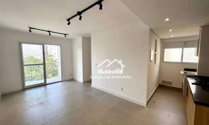 Vende apartamento com 67m², 3 dormitórios, 1 suíte, lazer clube na Vila Andrade.