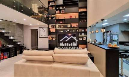 Vende apartamento com 155m², pé direito duplo, 3 suítes e lazer clube no Panamby.
