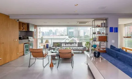 Vende apartamento de alto padrão com mais de 200m² no itaim