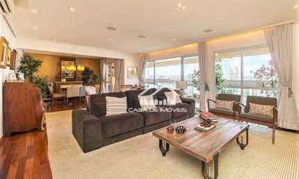 Vende apartamento de alto padrão com 240m², com 4 suítes e lazer clube no Brooklin.