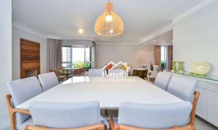 Vende apartamento com 225m², 3 suítes, 3 vagas e lazer no Real Parque.
