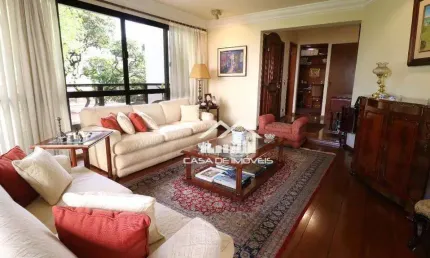Vende apartamento com 200m², 3 suítes, 3 vagas de garagem e