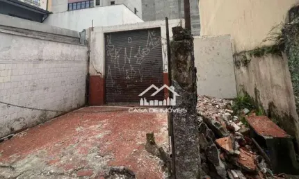 Vende terreno com 130m², excelente localização em moema.