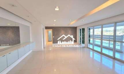 Vende ou aluga apartamento com 155m², 3 suítes, varanda gourmet e 3 vagas, no Campo Belo.