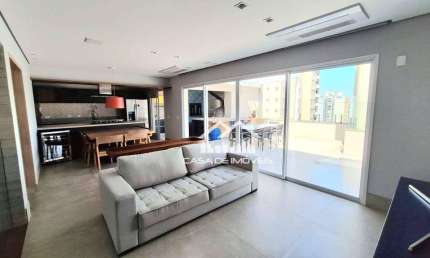 Vende cobertura duplex com 3 suítes, piscina, espaço gourmet, no Panamby.