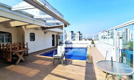 Aluga cobertura duplex com 3 suítes, piscina, churrasqueira e 8 vagas, na Vila Andrade.