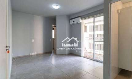 Vende apartamento tipo studio com 38m², na Vila Olímpia
