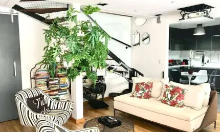 Vende casa em condomínio com 105m², com 3 dormitórios, 1 suíte, 2 vagas e lazer completo