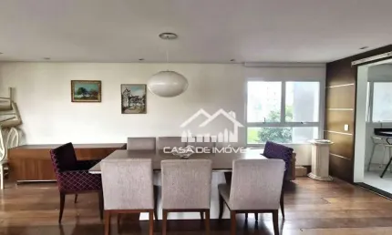 Vende ou aluga apartamento de 260m², com 3 suítes e 4 vagas na Vila Andrade.