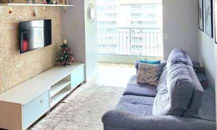 Vende apartamento de 69m², com 3 quartos sendo 1 suíte e 2 vagas, na Vila Andrade.