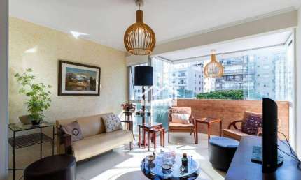 Vende apartamento com 92m², 3 dormitórios, em Moema Pássaros.