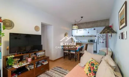 Vende apartamento com 60m², 2 dormitórios sendo 1 suíte,