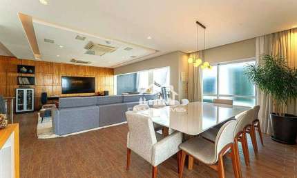 Vende cobertura duplex com 4 dormitórios, piscina, churrasqueira e 5 vagas, na Vila Andrade