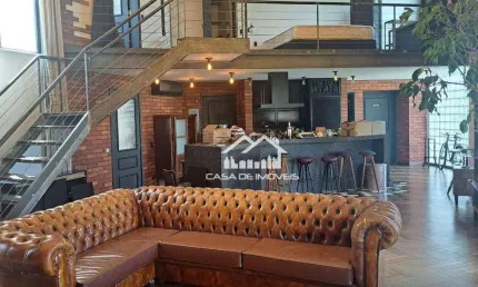 Vende ou aluga apartamento duplex com 144m², 1 suíte,