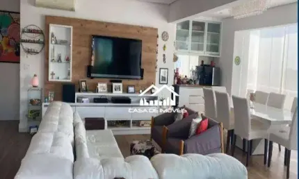Vende espaçoso apartamento duplex de 172m², 3 dormitórios e 3 vagas, na Vila Suzana.
