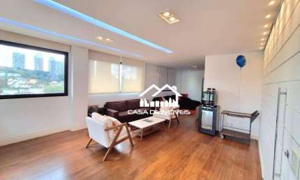 Vende ou aluga apartamento com 207m², 3 suítes, 4 vagas e lazer clube no Morumbi.