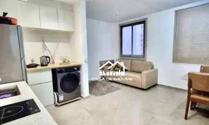 Vende apartamento de 34m², mobiliado, com 1 dormitório e lazer completo