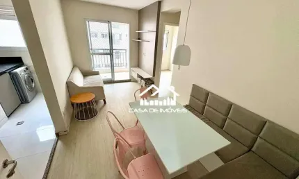 Vende apartamento de 47m², com 2 dormitórios, varanda, 1 vaga e lazer completo, no morumbi.