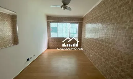 Vende apartamento com 70m², 2 dormitórios, 2 banheiros, 1 vaga, no marapé.