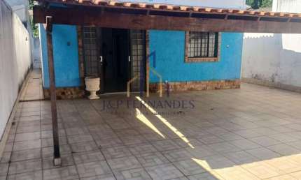 Casa 3 dormitórios para Venda em Rio de Janeiro, Campo Grande, 3 dormitórios, 1 banheiro, 3 vagas