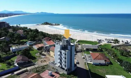 Cobertura Duplex com vista para o mar e para a 2ª pedra em Itapoá/SC