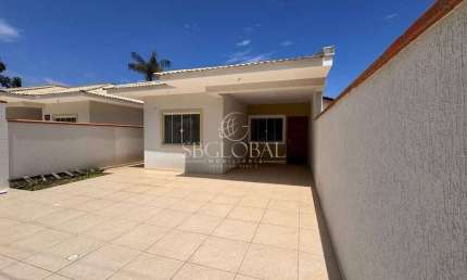 Oportunidade Única: Casa Nova com 3 Dormitórios em Itapoá, próxima ao mar