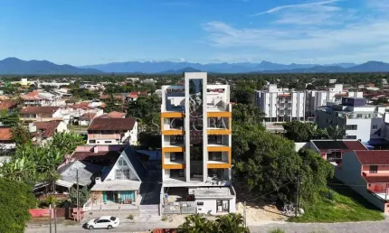 Apartamentos próximo ao mar no residencial terceira pedra, em itapoá/sc