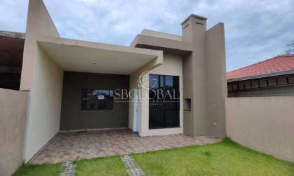 Casa nova no balneário Volta ao mundo I em Itapoá-SC