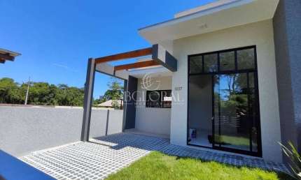 Casa perfeita com suíte, churrasqueira e Terreno Grande – Aproveite a oportunidade em Itapoá-SC