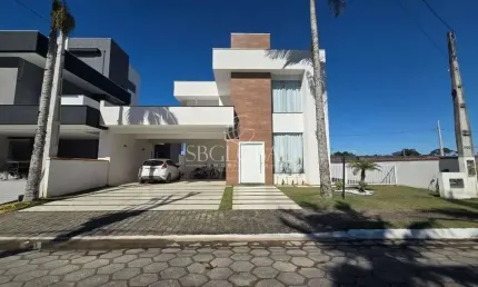 Sobrado com 04 dormitórios e piscina no condomínio south beach em itapoá/sc