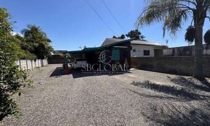 Casa por apenas R$265.000,00 na Barra do Saí em Itapoá SC