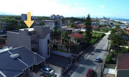 Apartamento novo no 1° andar á 100 metros da praia em Itapoá SC
