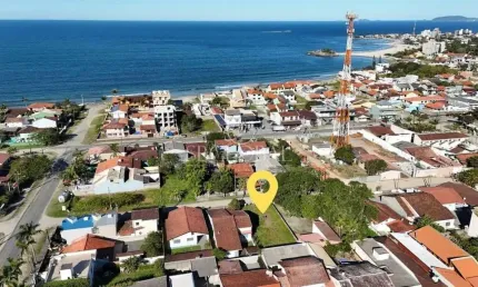 Terreno com 360m² (12x30) á 240 metros da praia no Balneário Brasilia em Itapoá-SC