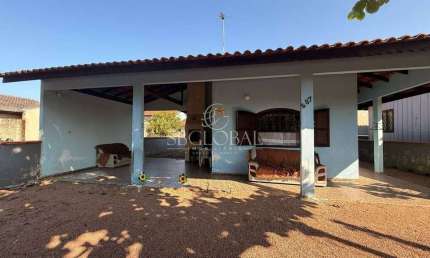 Casa na Barra do Sai á 400 metros da praia em Itapoá-SC!