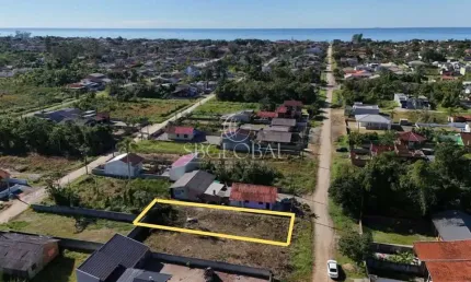 Terreno Localizado na Rua 140 na Barra do Saí com 360m² em Itapoá/SC!