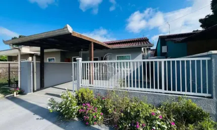 Oportunidade: Casa 3 Quartos (1 Suíte) + Renda Mensal no Paese em Itapoá SC