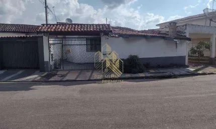 Casa com 3 dormitórios à venda, 100 m² por R$ 550.000,00 - Vila Thais - Atibaia/SP