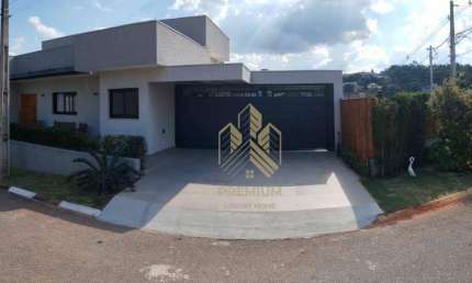 Casa com 4 dormitórios à venda, 210 m² por R$ 1.390.000,00 - Parque Imperador - Bragança Paulista/SP