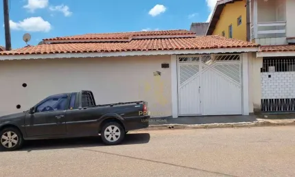 Casa com 2 dormitórios à venda, 157 m² por R$ 900.000,00 - Jardim Alvinópolis - Atibaia/SP