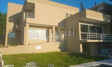 Casa com 3 dormitórios, 420 m² - venda por R$ 2.700.000,00 ou aluguel por R$ 16.000,00/mês - Jardim Jaraguá - Atibaia/SP