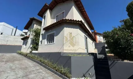 Casa com 3 dormitórios para alugar, 160 m² por R$ 4.450,00/mês - Jardim Paulista - Atibaia/SP