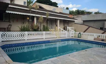 Casa com 4 dormitórios à venda, 278 m² por R$ 980.000,00 - Jardim Shangri-Lá - Atibaia/SP