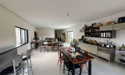 Casa com 2 dormitórios à venda, 190 m² por R$ 890.000,00 - Jardim Estância Brasil - Atibaia/SP
