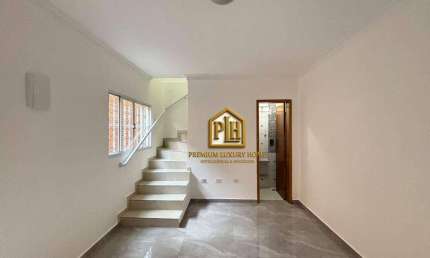 Casa para locação e condomínio residencial com excelente localização