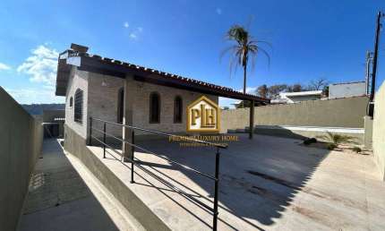 Casa com 3 dormitórios à venda, 224 m² por R$ 800.000 - Jardim dos Pinheiros - Atibaia/SP